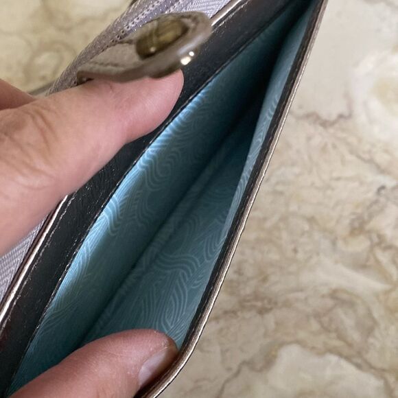 The Sak Redwood 3-In-1 Leather Phone Wallet Crossbody Clutch Purse Metallic - Picture 8 of 13